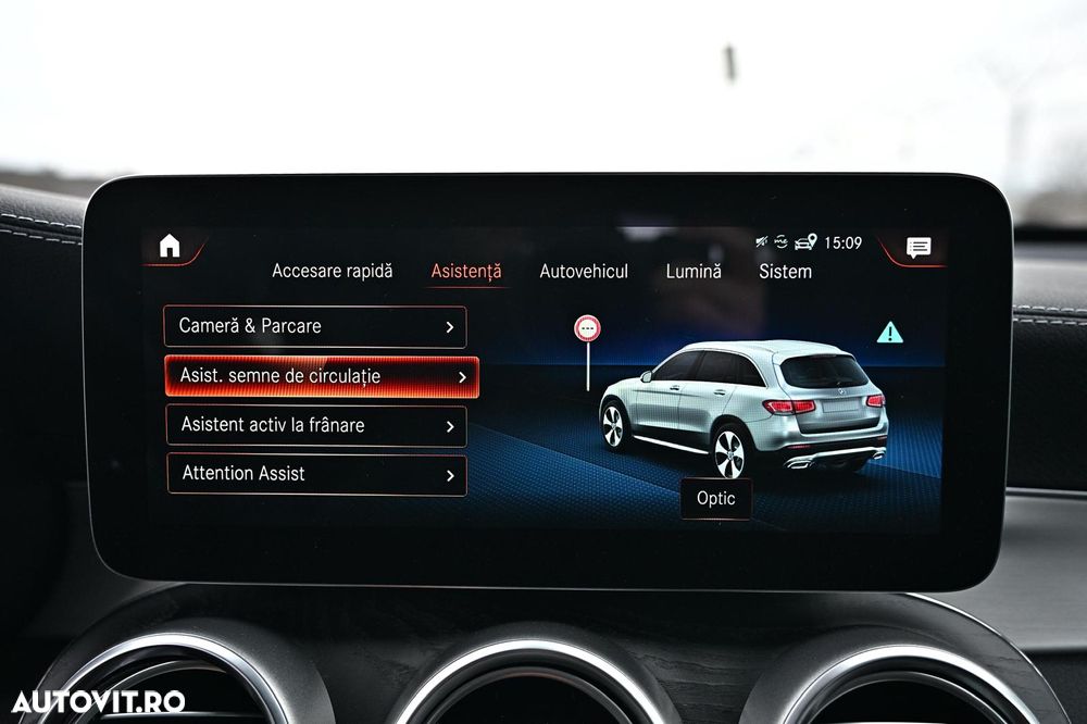 Mercedes-Benz GLC 300 e 4MATIC - 18