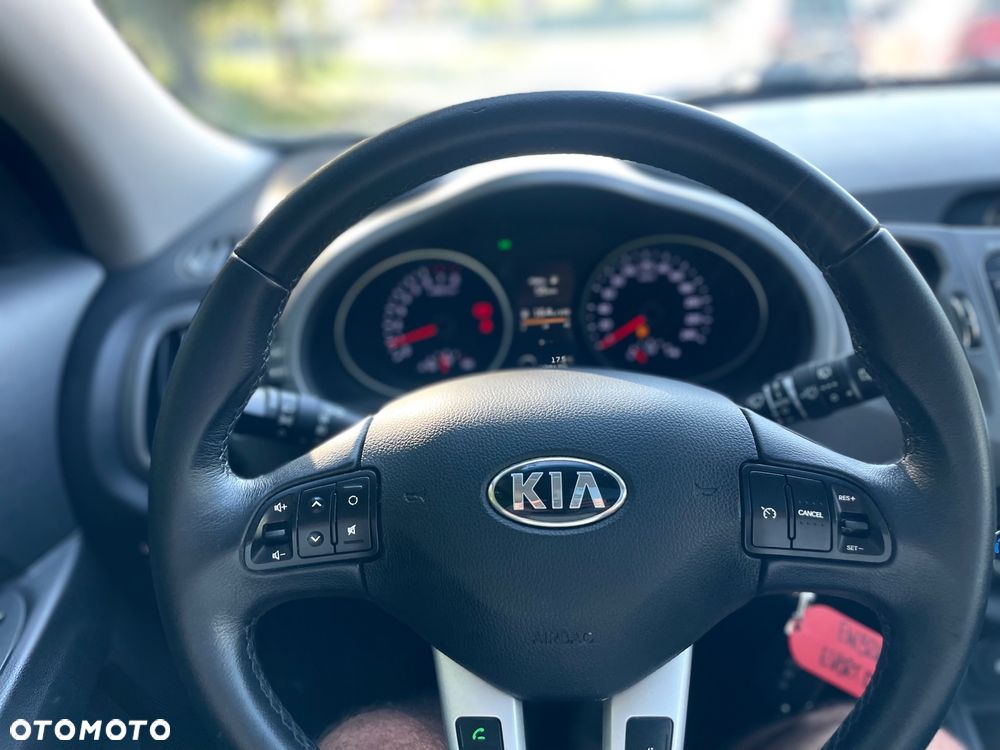 Kia Sportage 1.6 GDI 2WD ISG Dream-Team Edition - 23