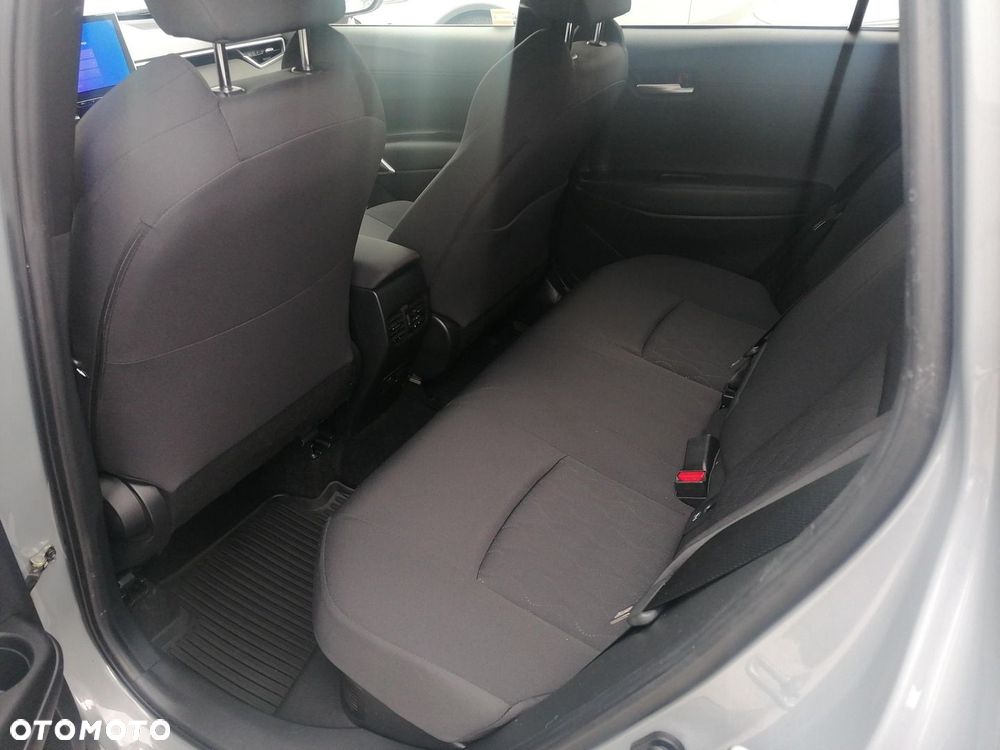 Toyota Corolla Cross - 12