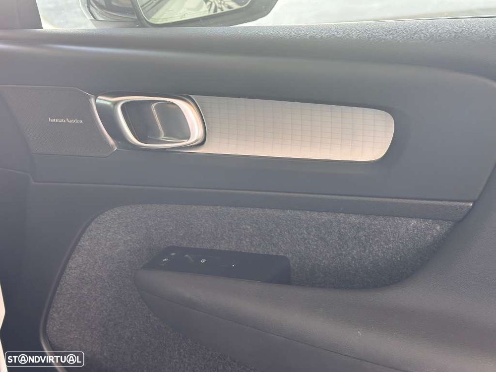 Volvo XC 40 - 9