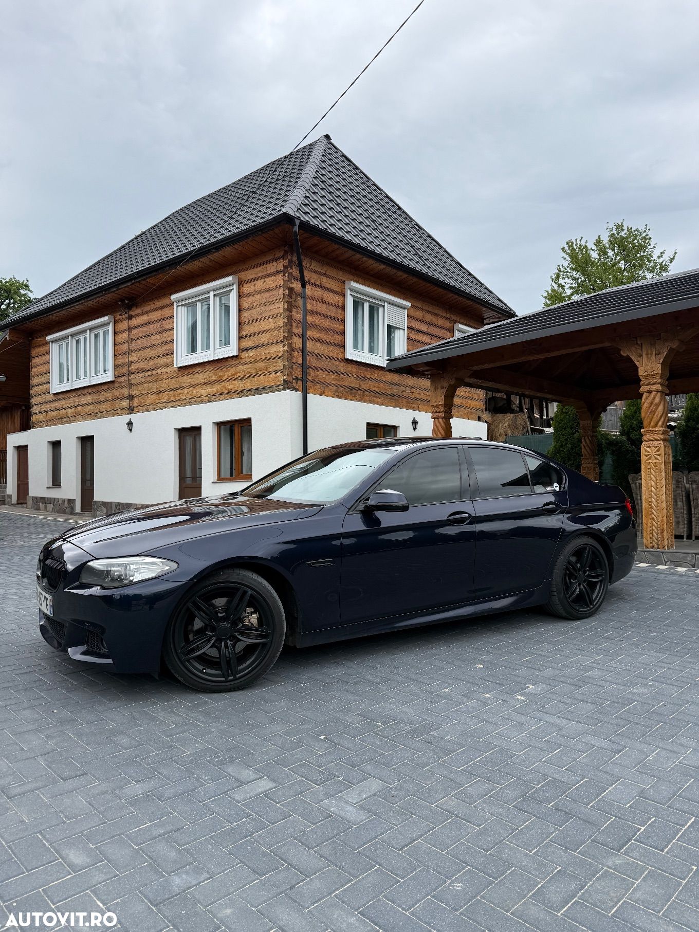 BMW Seria 5 520d xDrive - 1
