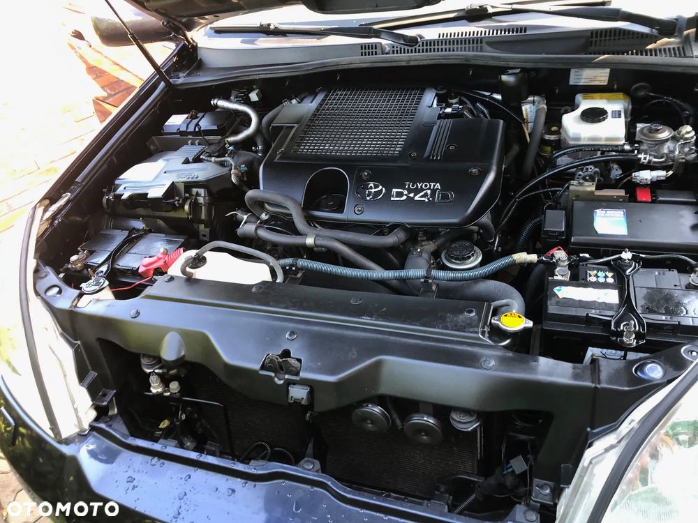 Toyota Land Cruiser - 14