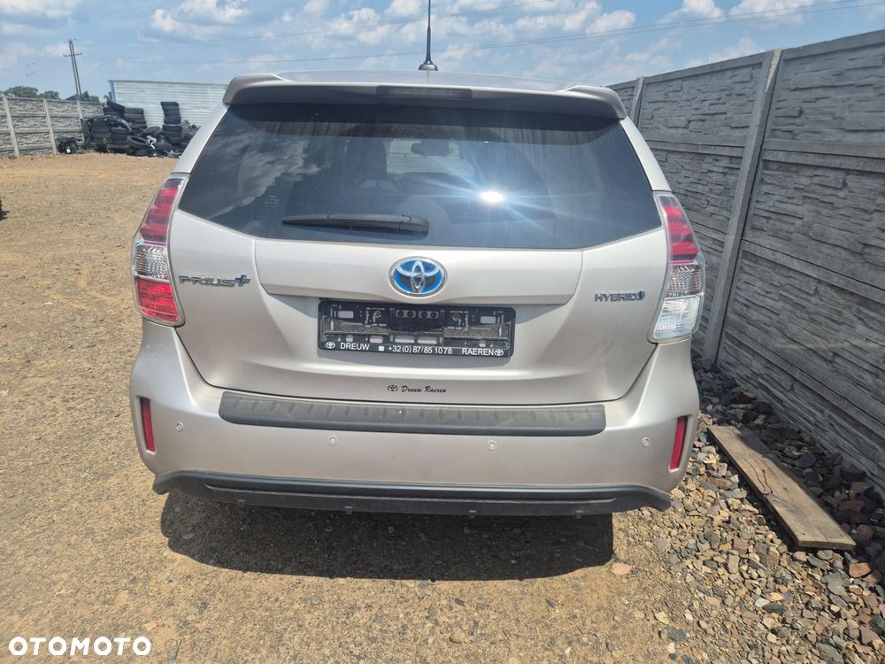 Toyota Prius+ (Hybrid) - 6
