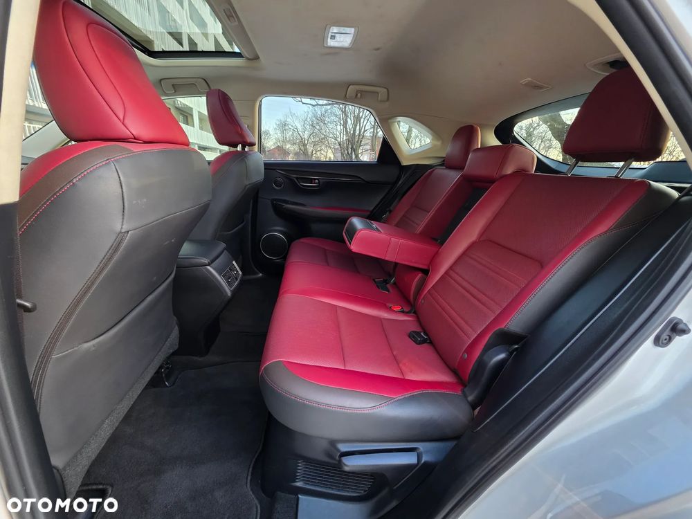Lexus NX 300 Executive Line - 26