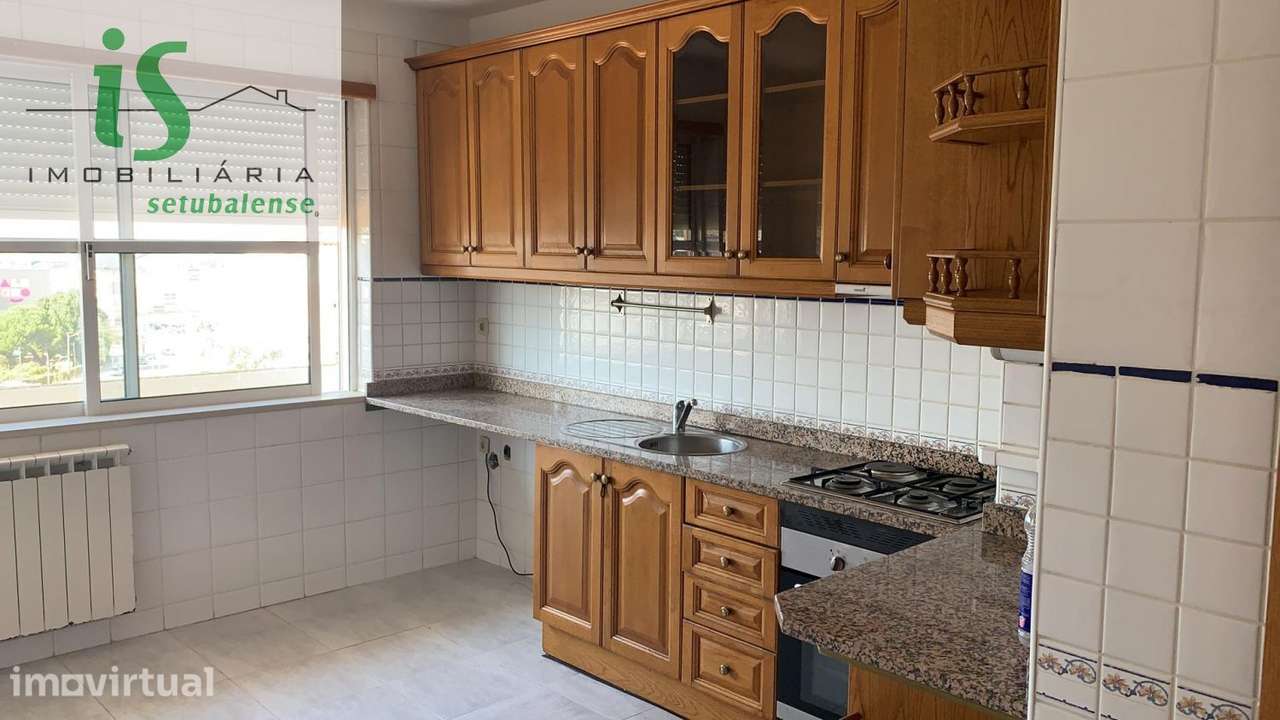 Apartamento T3 com parqueamento arrendamento Nova Azeda Setúbal - Grande imagem: 2/20