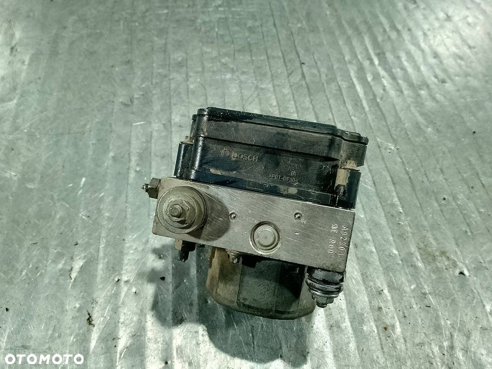 POMPA ABS RENAULT CLIO IV ( 12- ) 476605492R 1.5 dci - 2