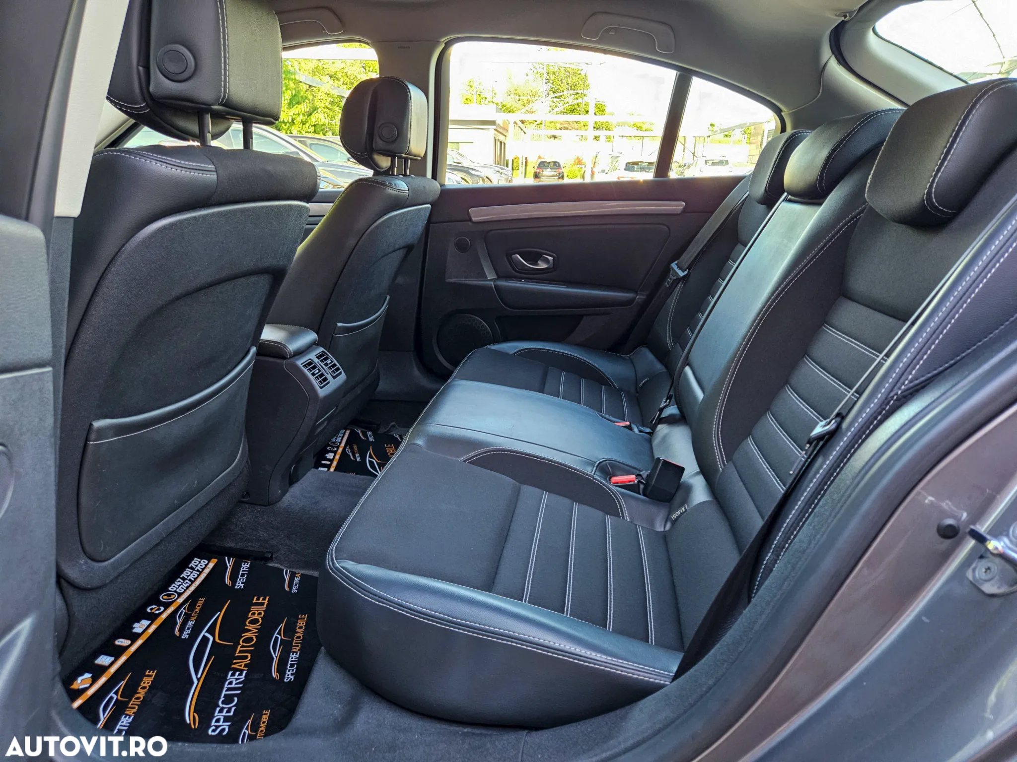 Renault Laguna dCi 110 FAP Limited - 11