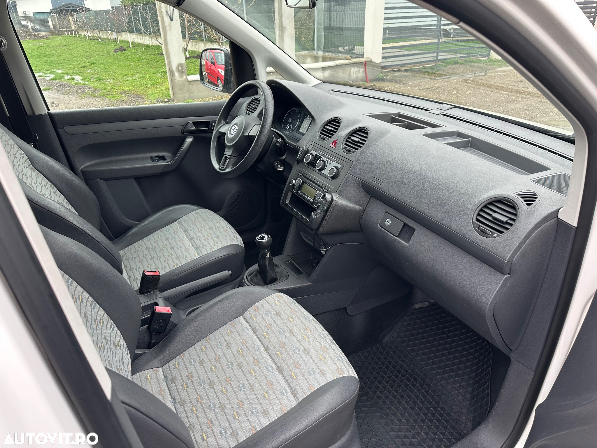 Volkswagen Caddy - 7