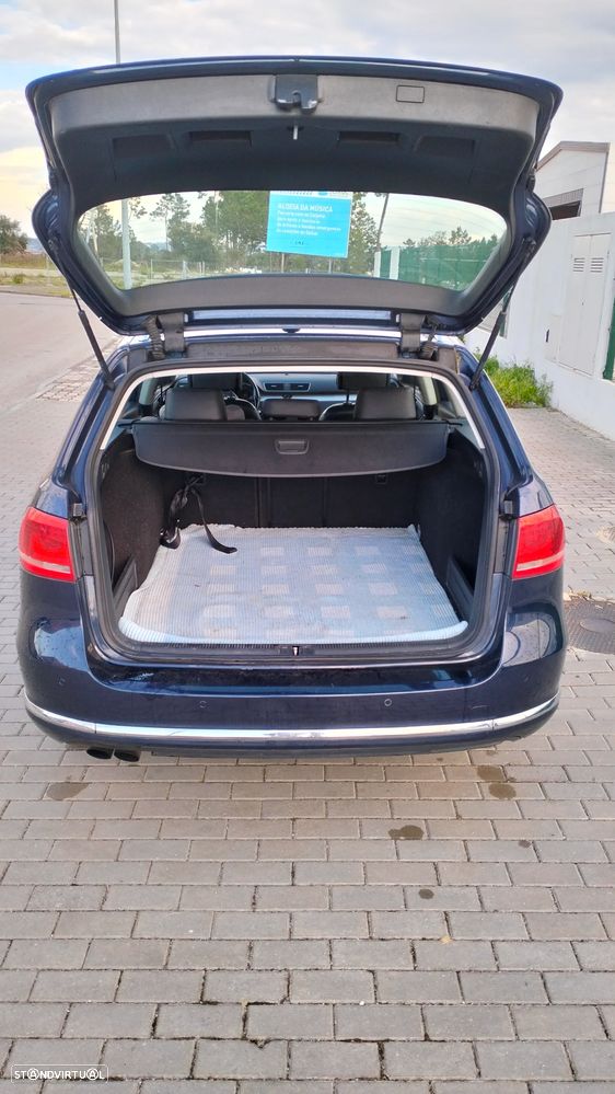 VW Passat Variant 2.0 TDI Highline Navig - 7