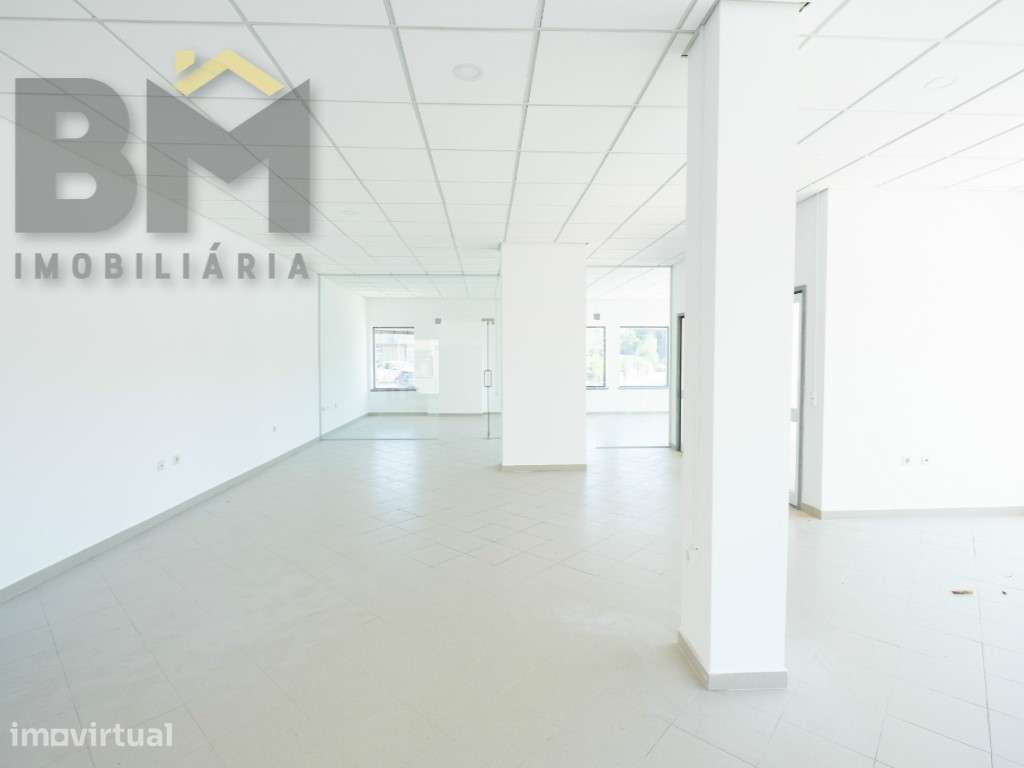 Dupla Oportunidade no Centro de Castelo Branco: Loja para Venda ou ... - Grande imagem: 5/8