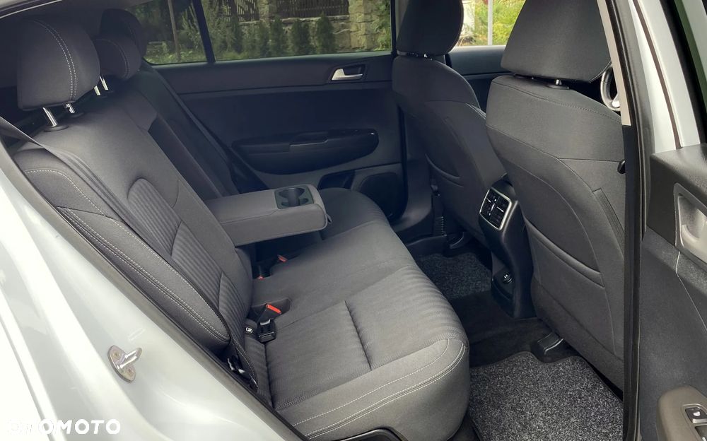 Kia Sportage 1.6 GDI Business Line 2WD - 23