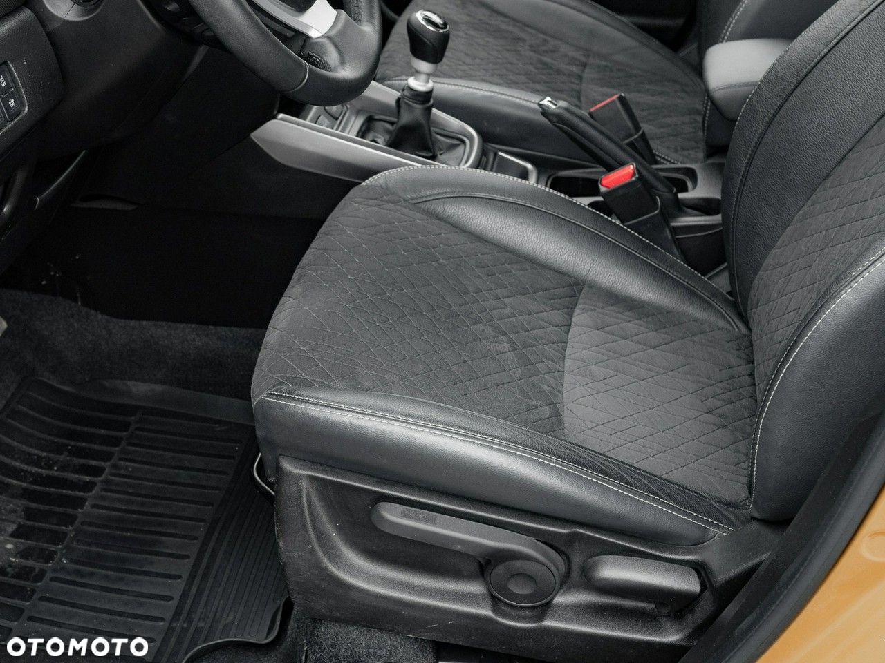 Suzuki Vitara - 14
