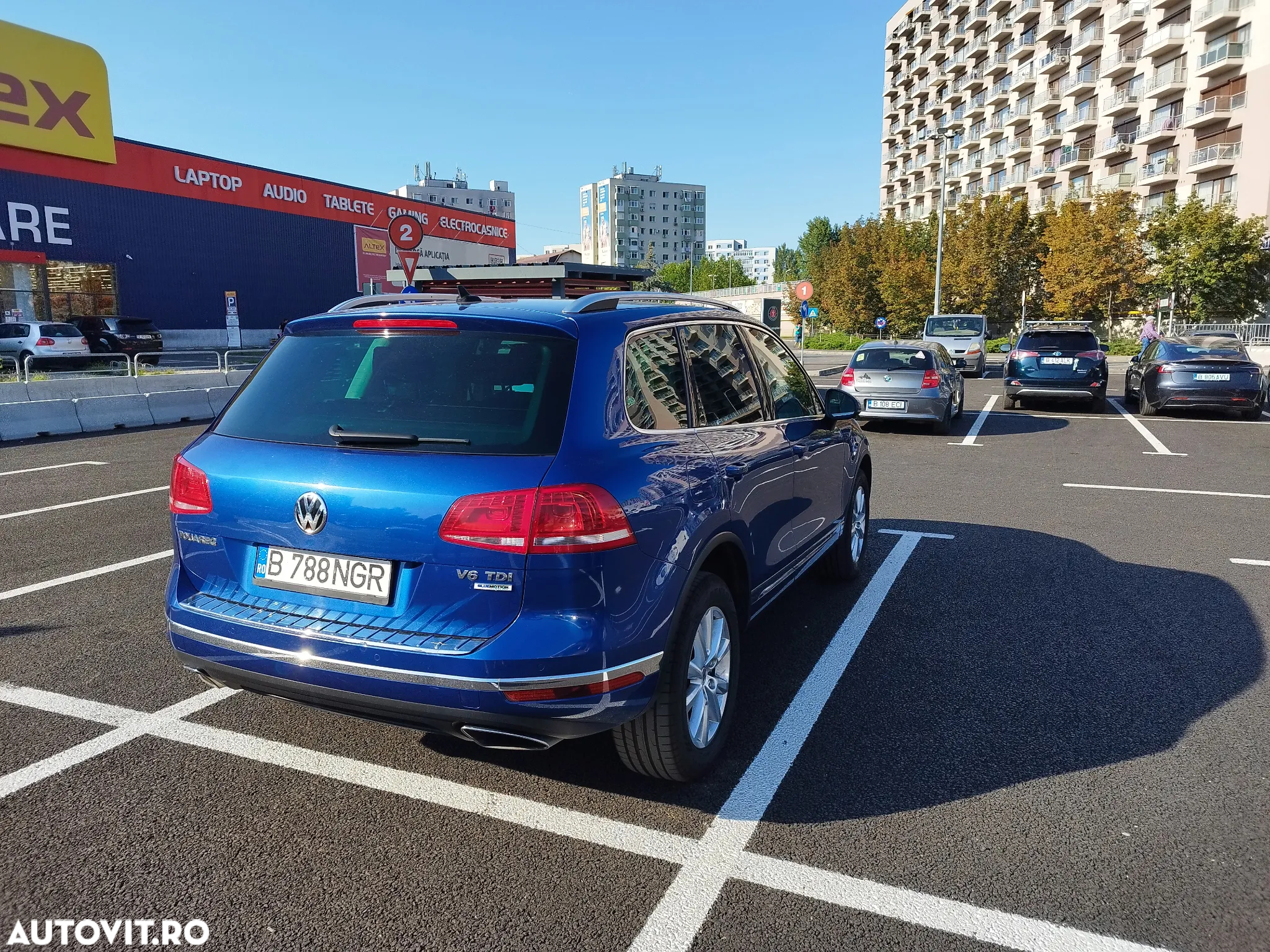 Volkswagen Touareg V6 TDI BMT Mountain Plus - 8