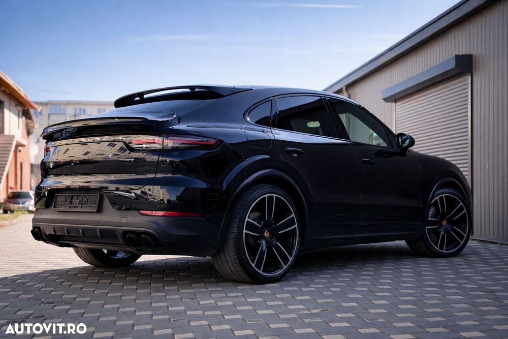 Porsche Cayenne Coupe S - 2
