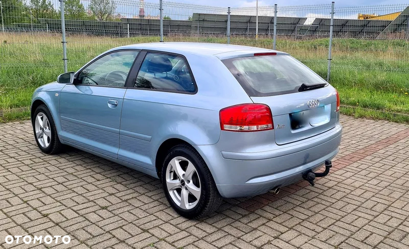 Audi A3 1.6 Attraction - 13