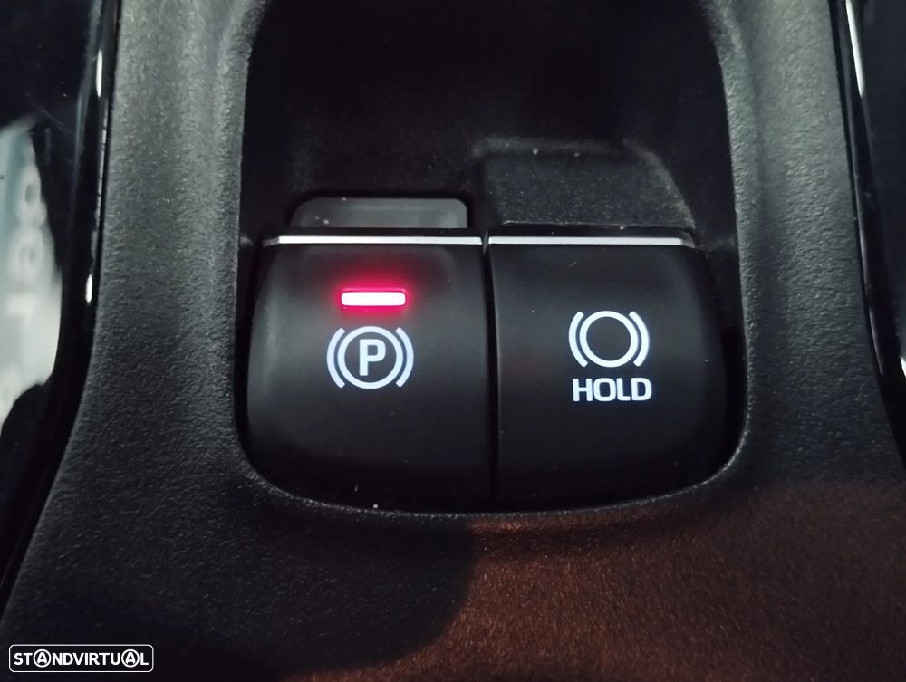 Toyota Corolla 1.8 Hybrid Comfort - 28