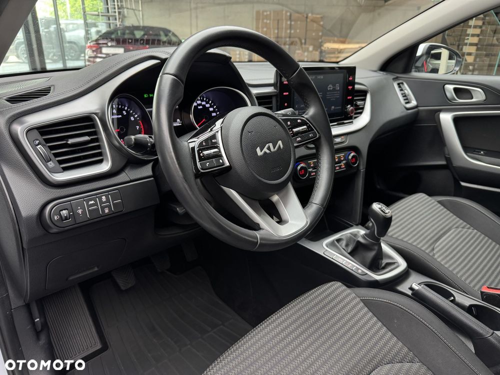 Kia Ceed 1.0 T-GDI M - 10