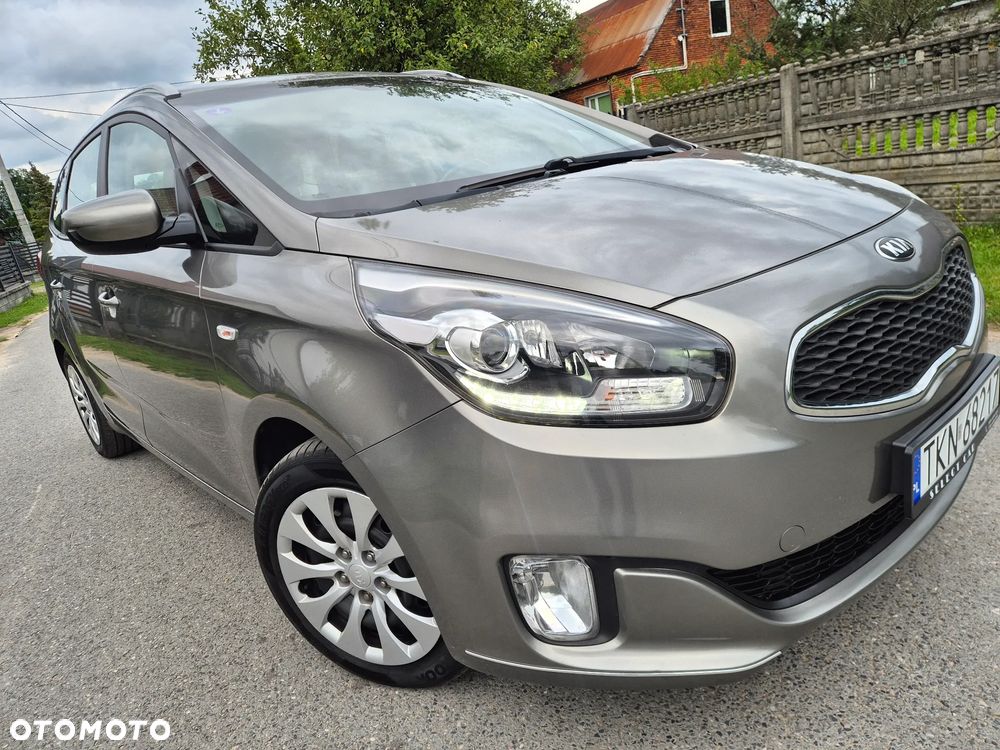 Kia Carens 1.7 CRDi 115 Dream Team Edition - 1