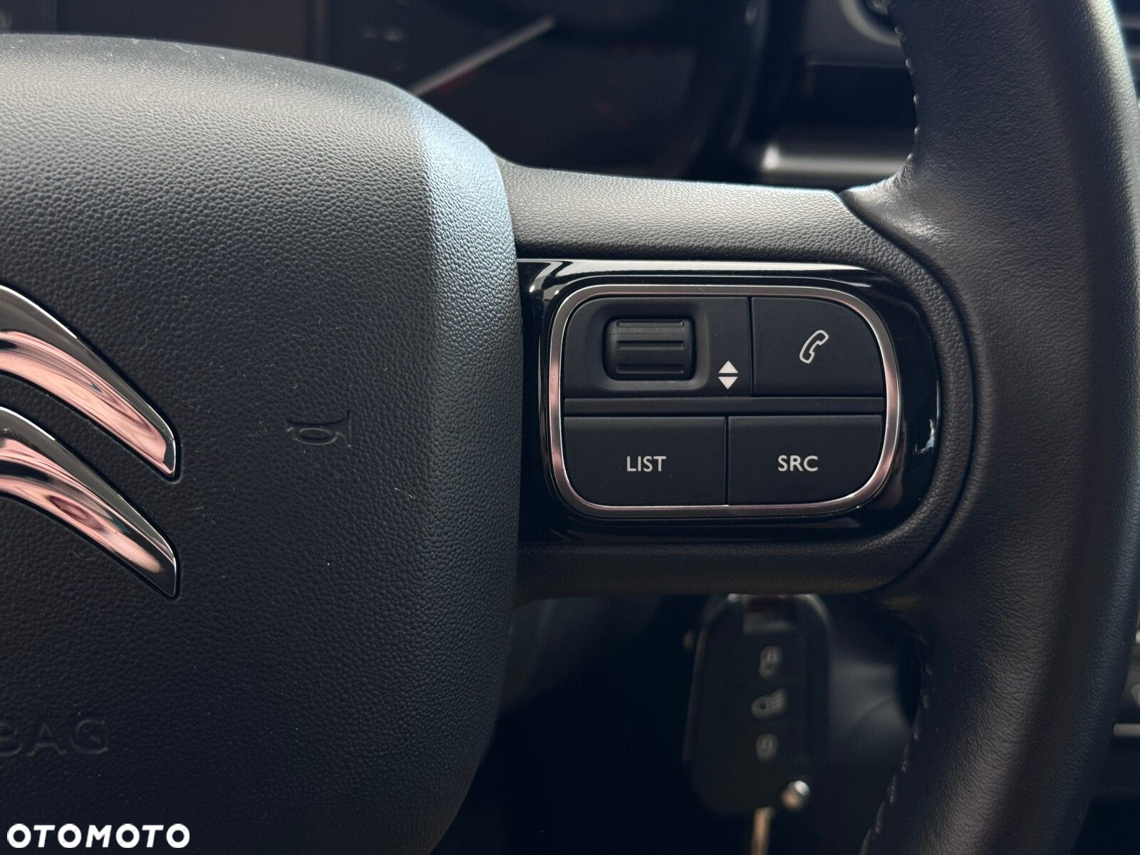 Citroën C3 1.2 PureTech Shine S&S - 24