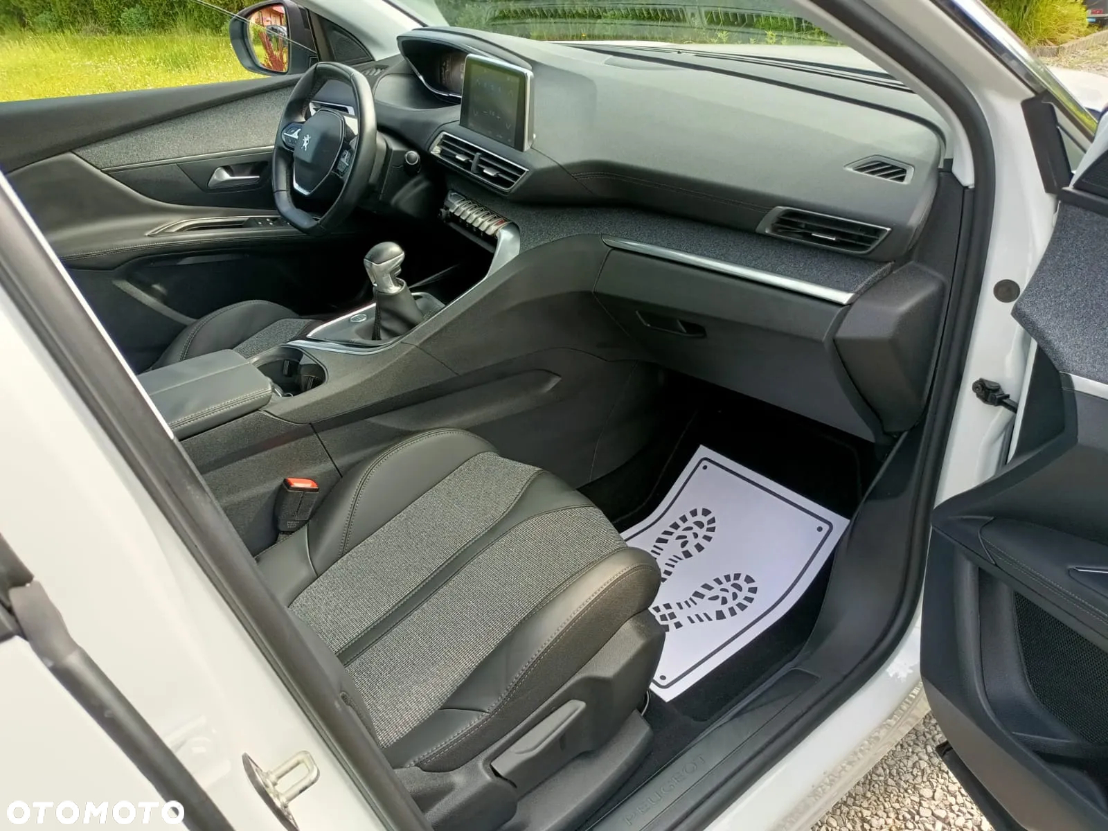 Peugeot 3008 - 24