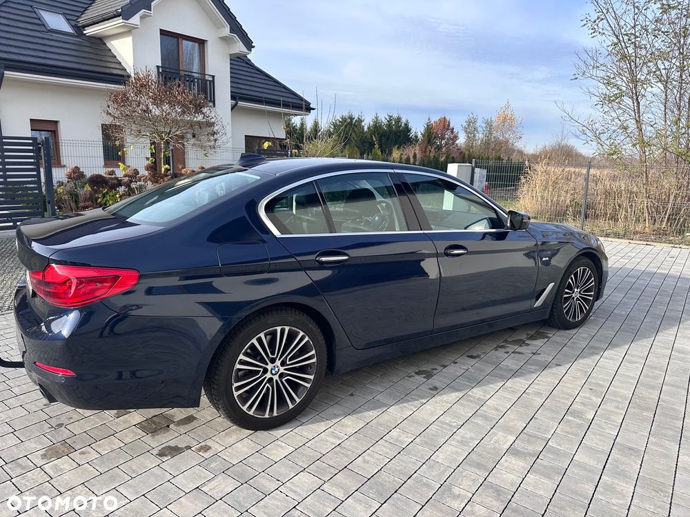 BMW Seria 5 520d xDrive M Sport sport - 8