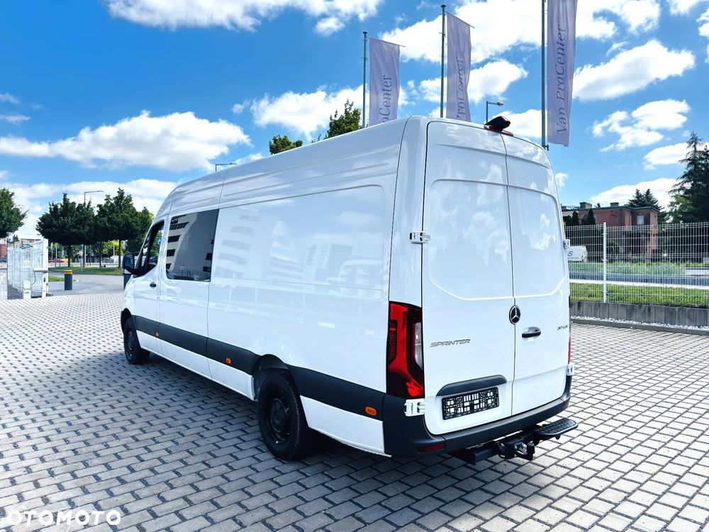 Mercedes-Benz 317 CDI Furgon długi PRO Brygadowy 7 osób - 4