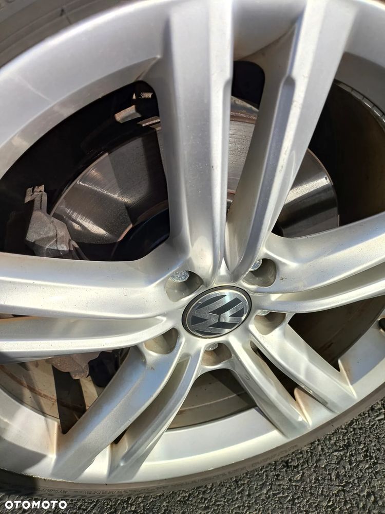 Volkswagen Passat - 6