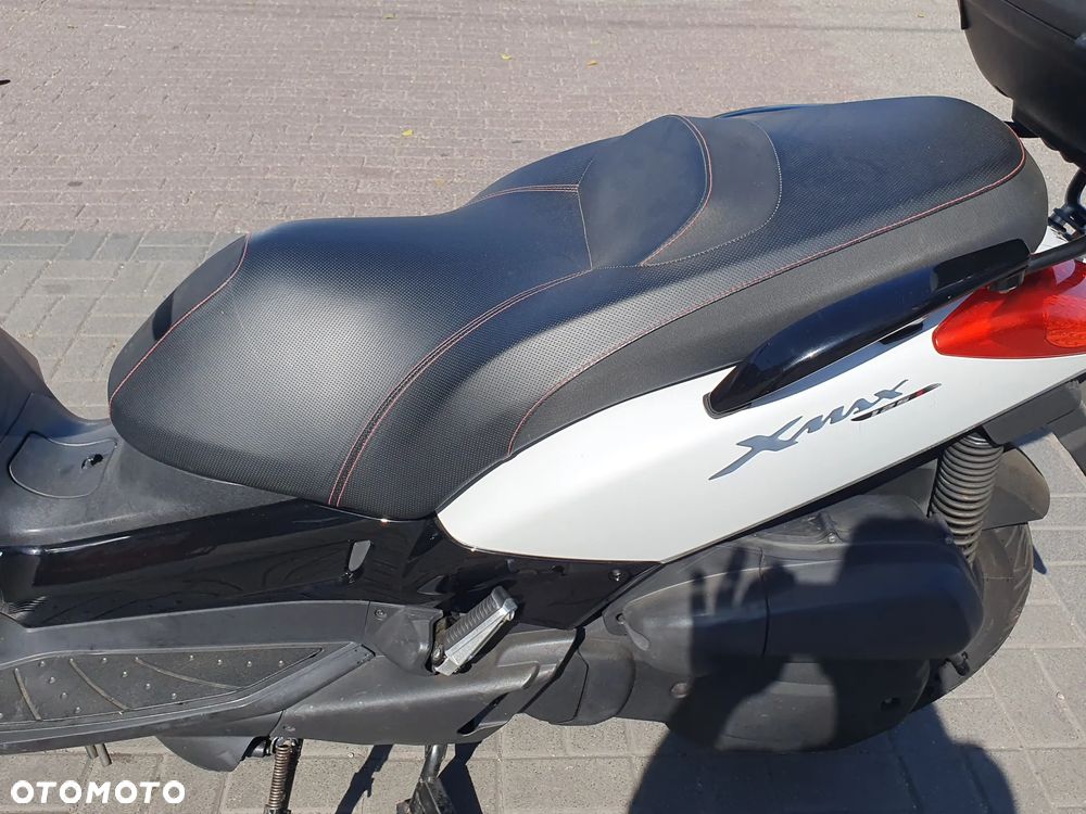 Yamaha X-max - 34