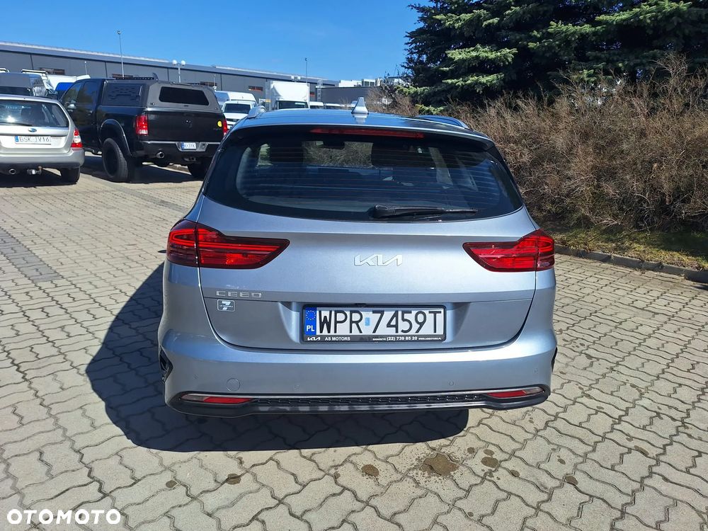 Kia Ceed 1.5 T-GDI M - 8