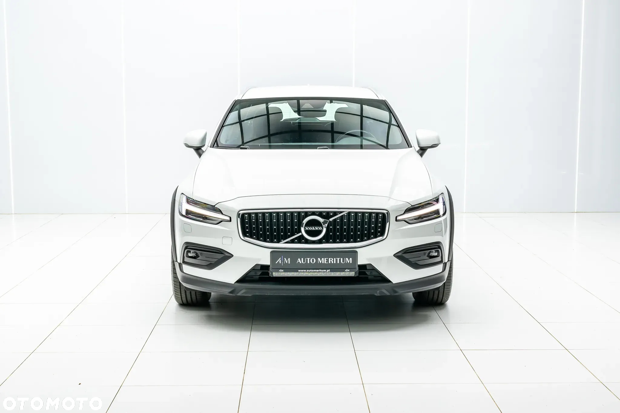 Volvo V60 Cross Country - 9