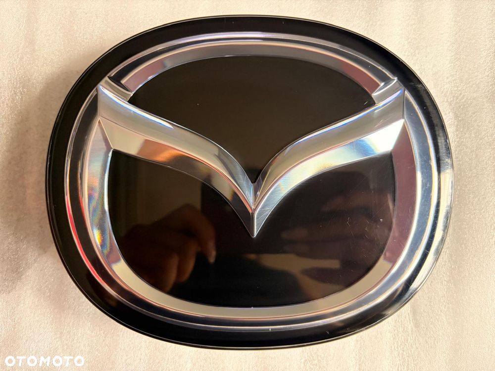 MAZDA 3 CX-30 CX30 Emblemat przedni Znaczek przód pod radar BDER51730 lub BCKB51730 - 4
