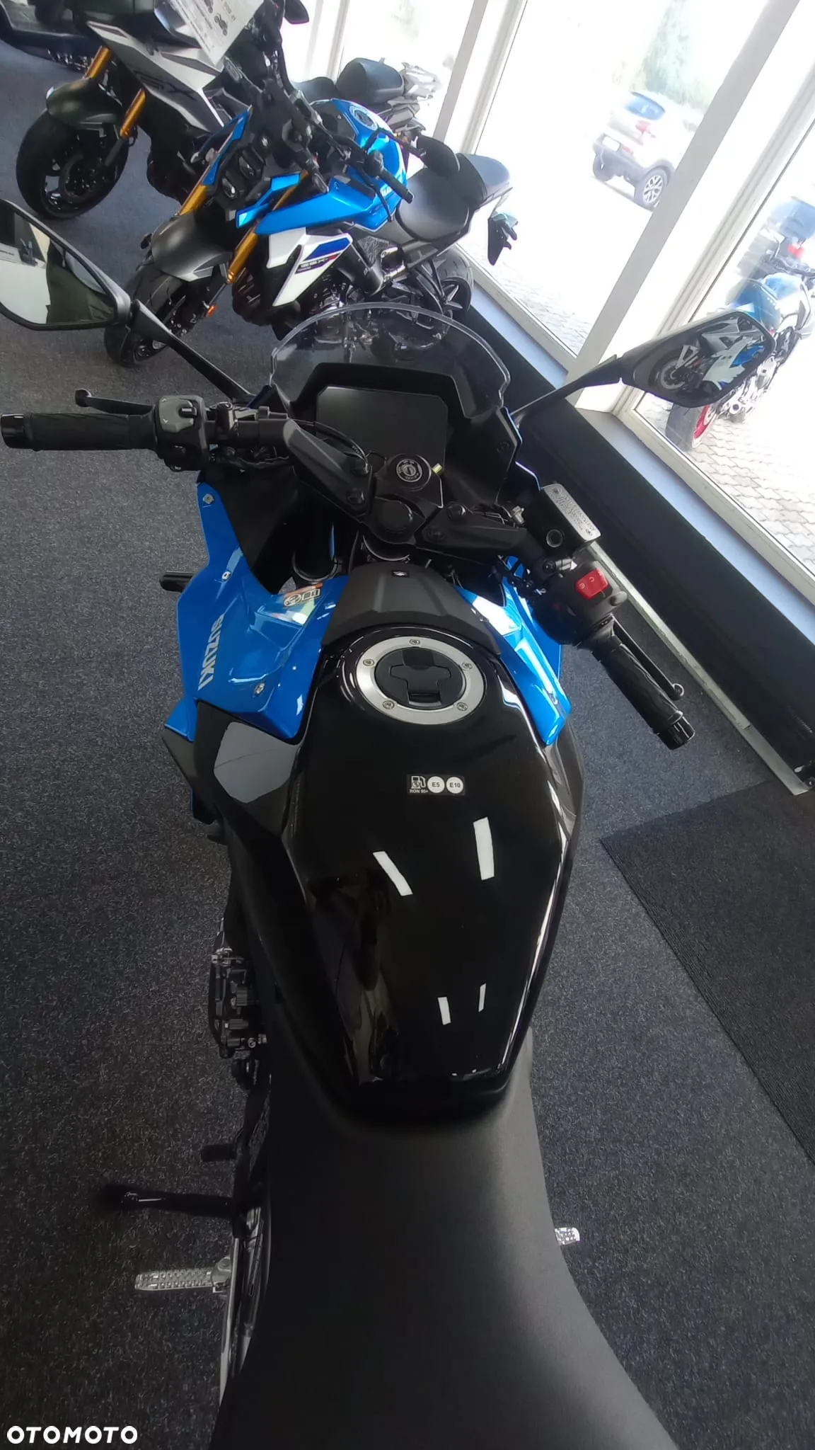Suzuki GSX - 5