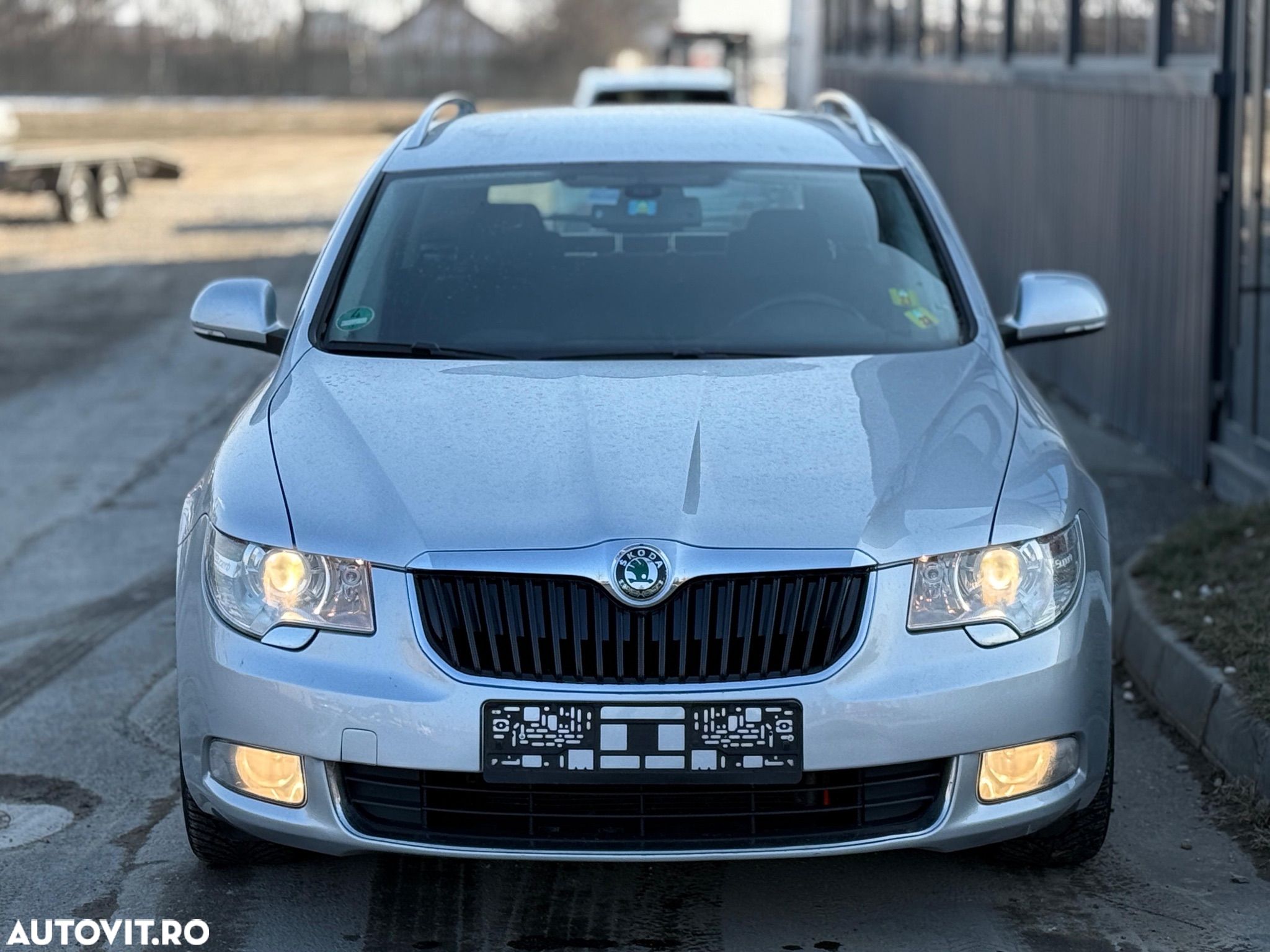 Skoda Superb 2.0 TDI Comfort - 1