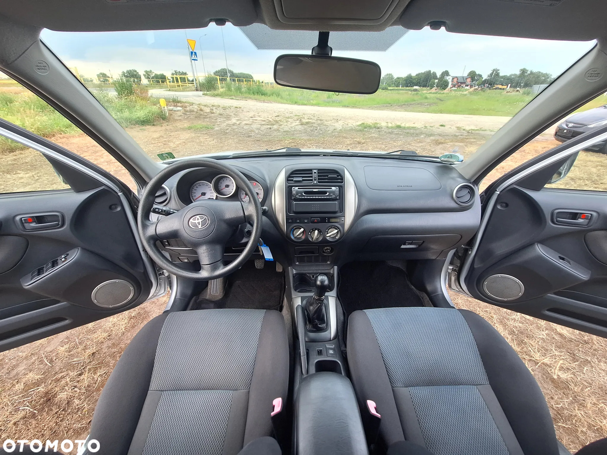 Toyota RAV4 1.8 VVT-i Terra 2WD - 6