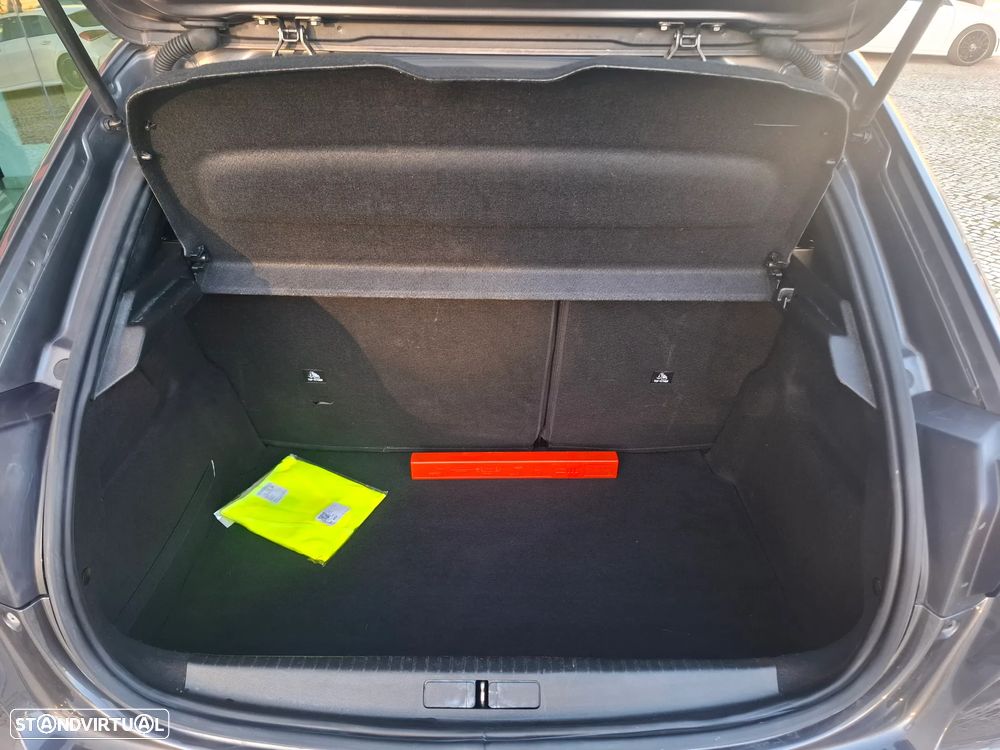 Peugeot 208 PureTech 100 Allure Pack - 47