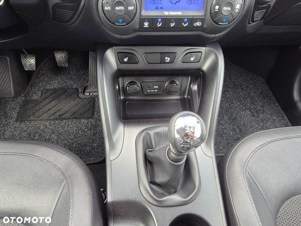 Hyundai ix35 1.6 2WD blue Style - 9