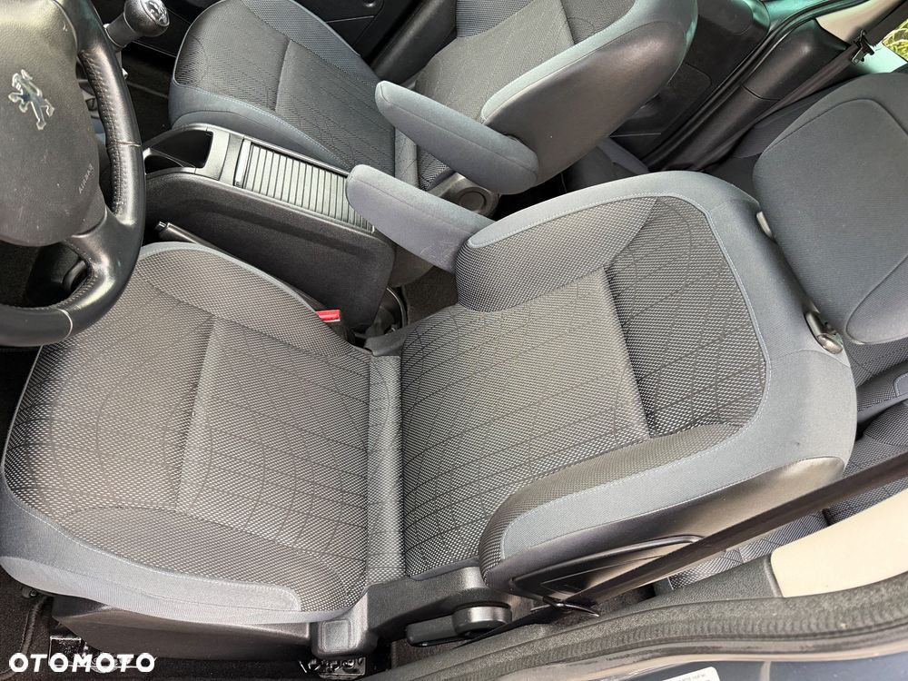 Peugeot Partner 1.6 HDi Outdoor - 33