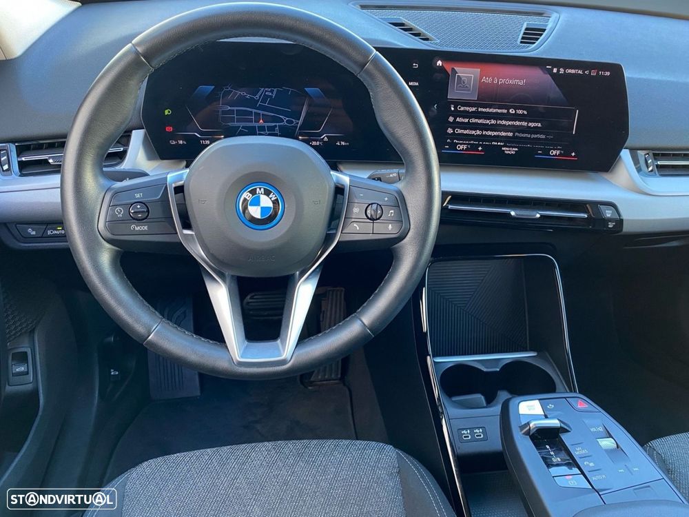 BMW iX1 xDrive30 - 5