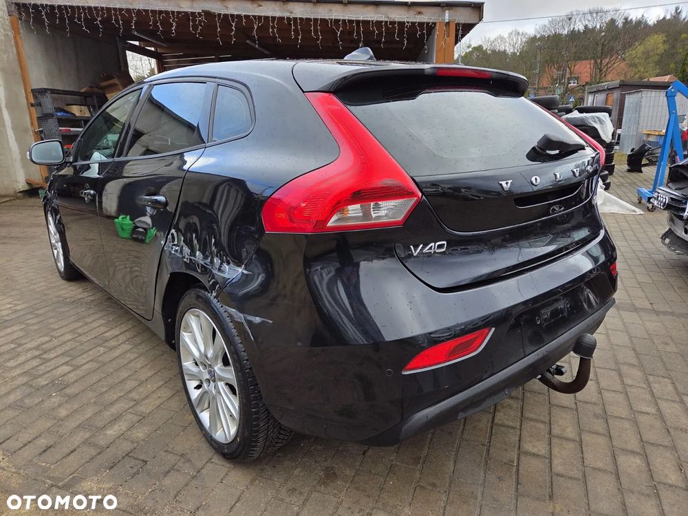 Volvo V40 D2 - 18