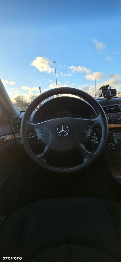 Mercedes-Benz Klasa E 220 CDI Automatik Elegance - 17