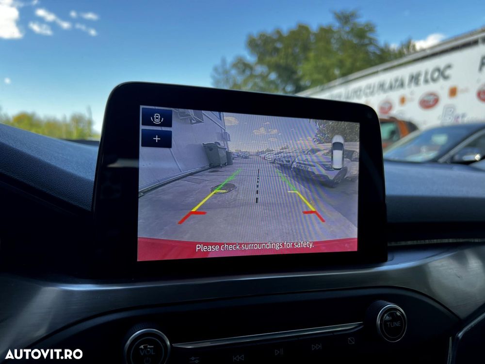 FORD Focus 2020 — imagine 44
