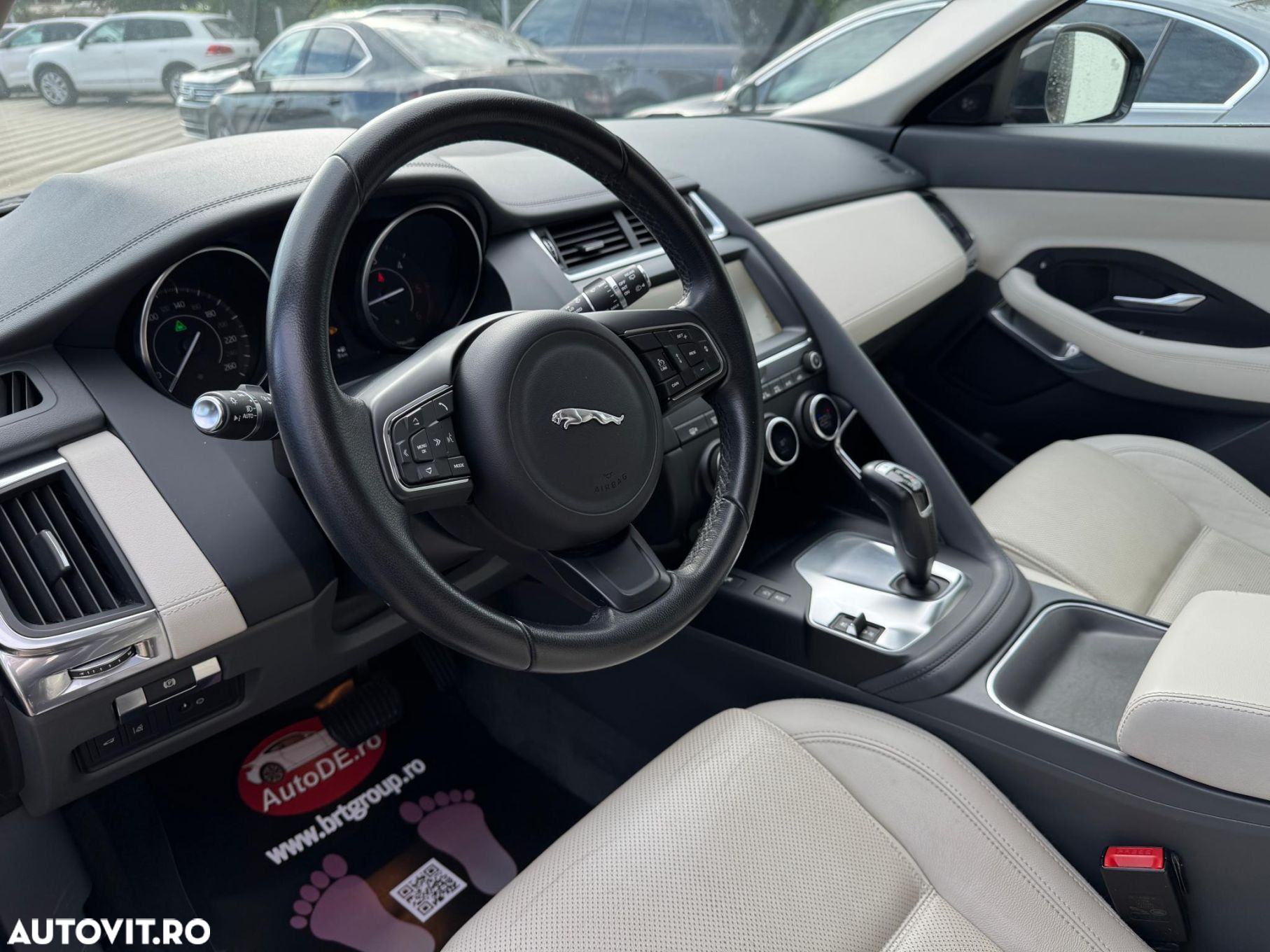 Jaguar E-Pace - 5