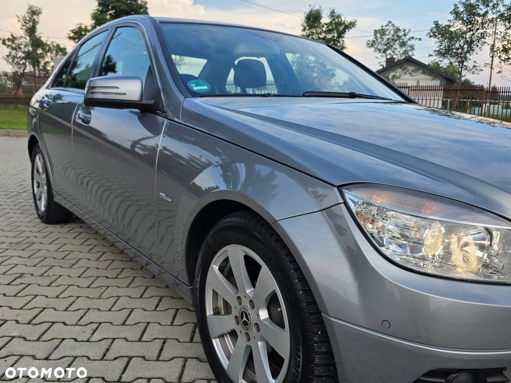 Mercedes-Benz Klasa C 180 Kompressor BlueEFFICIENCY - 10
