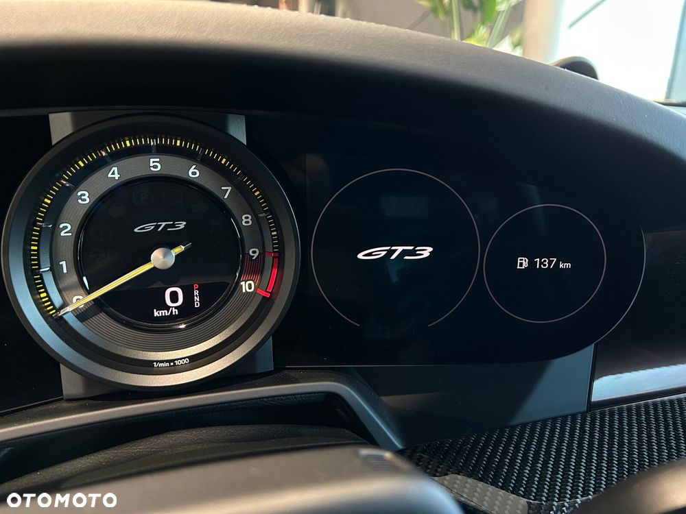 Porsche 911 GT3 - 24