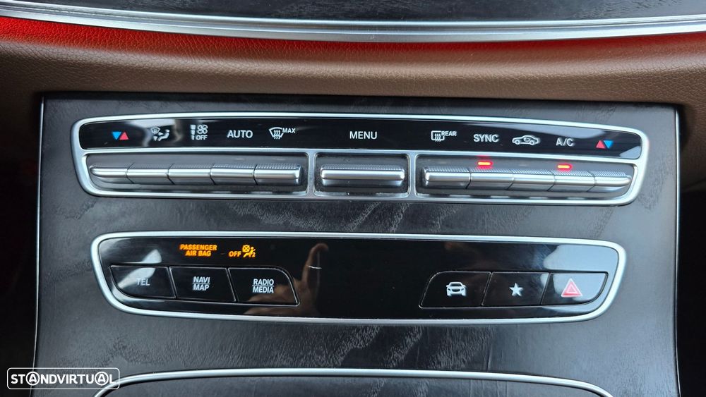 Mercedes-Benz E 220 d Exclusive Line - 51