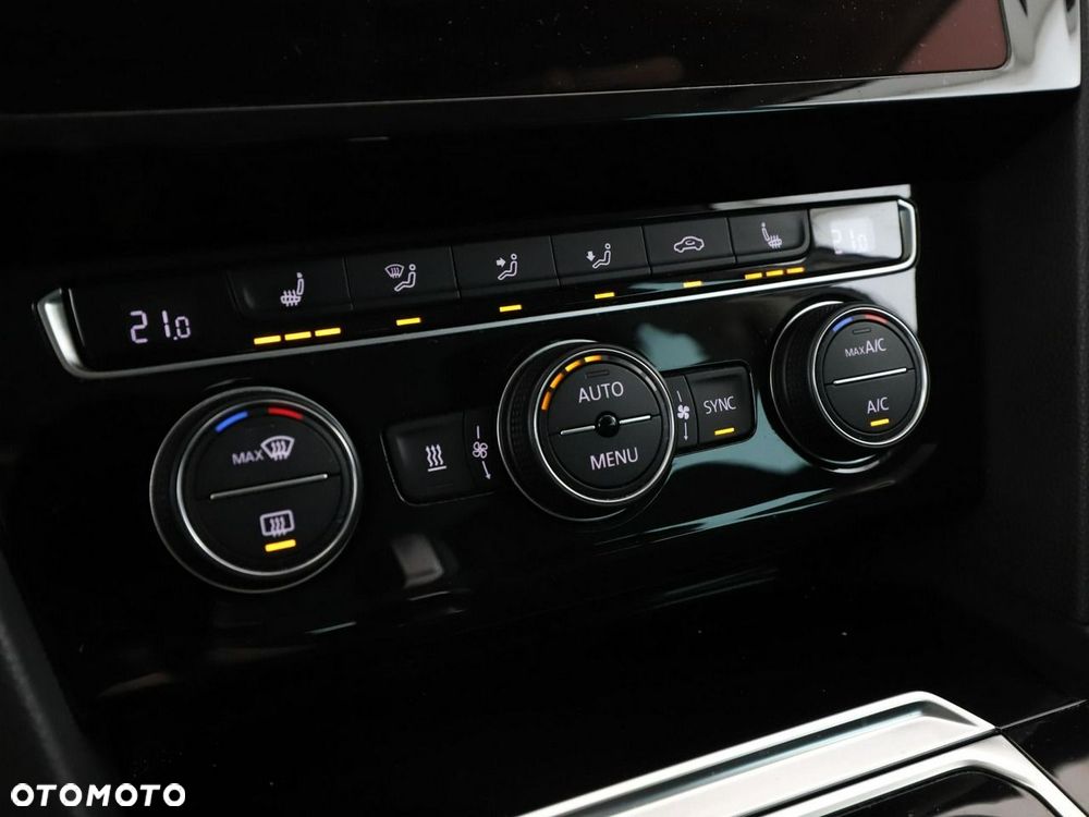 Volkswagen Passat Variant 1.5 TSI OPF DSG Highline - 31