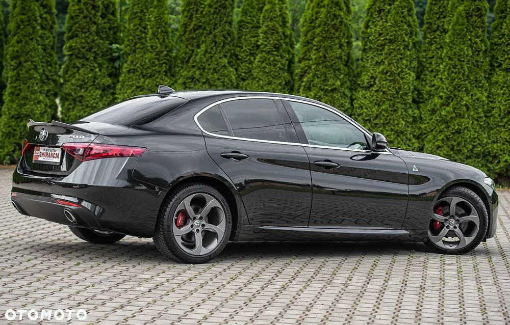 Alfa Romeo Giulia 2.2 Super - 27
