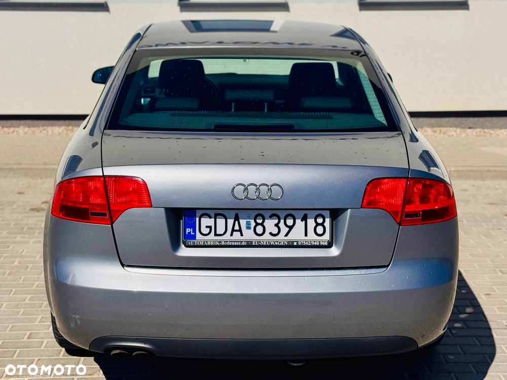 Audi A4 Limousine 2.0 TDI DPF - 10