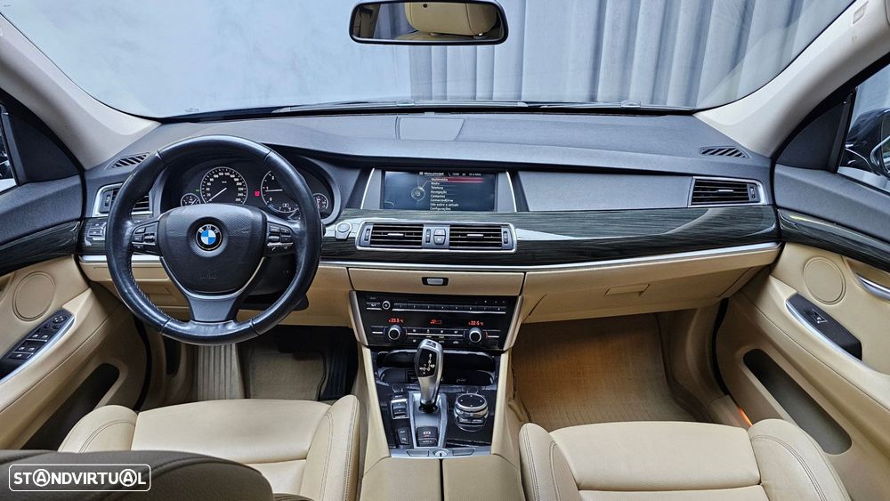 BMW 520 Gran Turismo d Line Luxury - 13