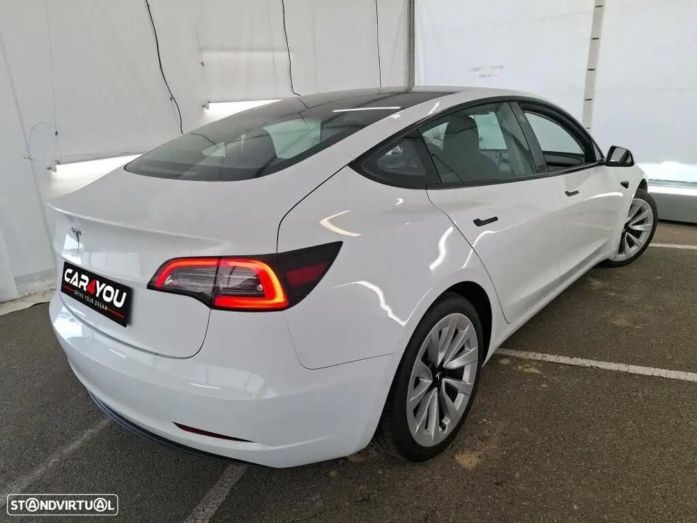 Tesla Model 3 Standard Range Plus RWD - 2